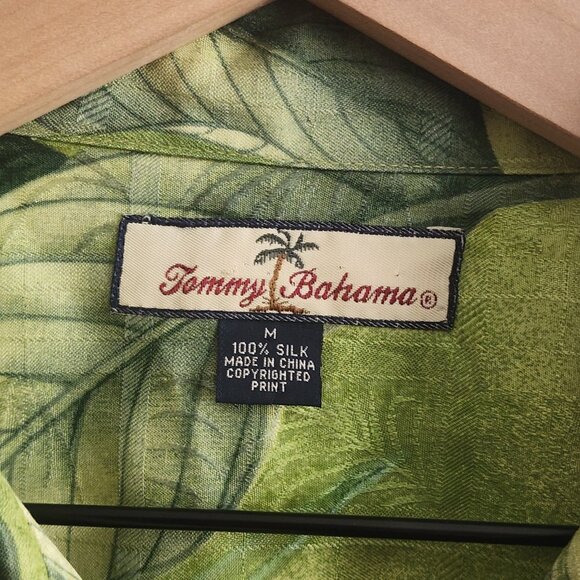 Tommy Bahama Shirt Mens Medium Silk Tropical Floral Leaf Relaxed Fit Button Up - Picture 5 of 12